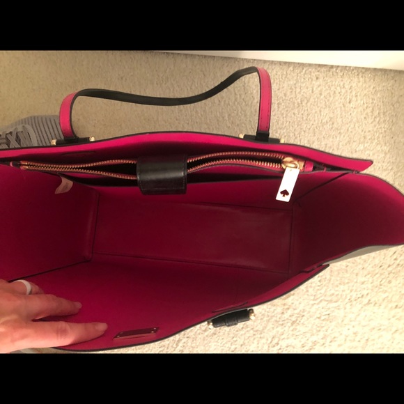 Authentic Kate Spade Black leather purse - Picture 4 of 7